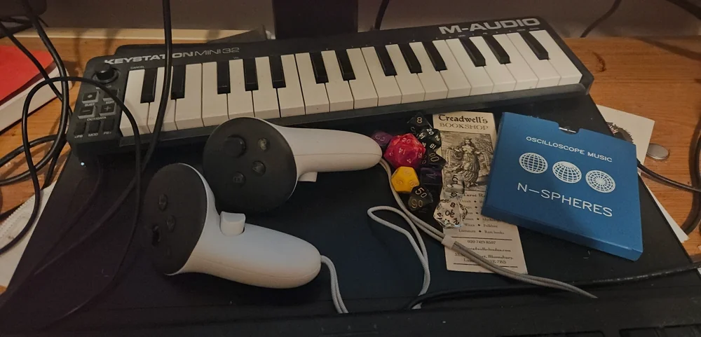 A photo of the items listed above.